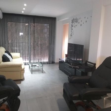 Piso Playa Torremolinos Apartment Exterior photo